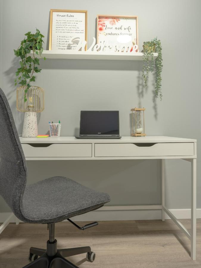You Will Love This 2Br Guest Suite In Se YYC Kültér fotó