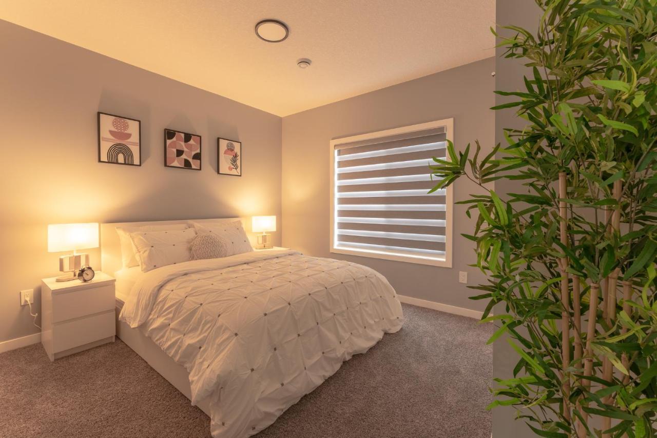 You Will Love This 2Br Guest Suite In Se YYC Kültér fotó