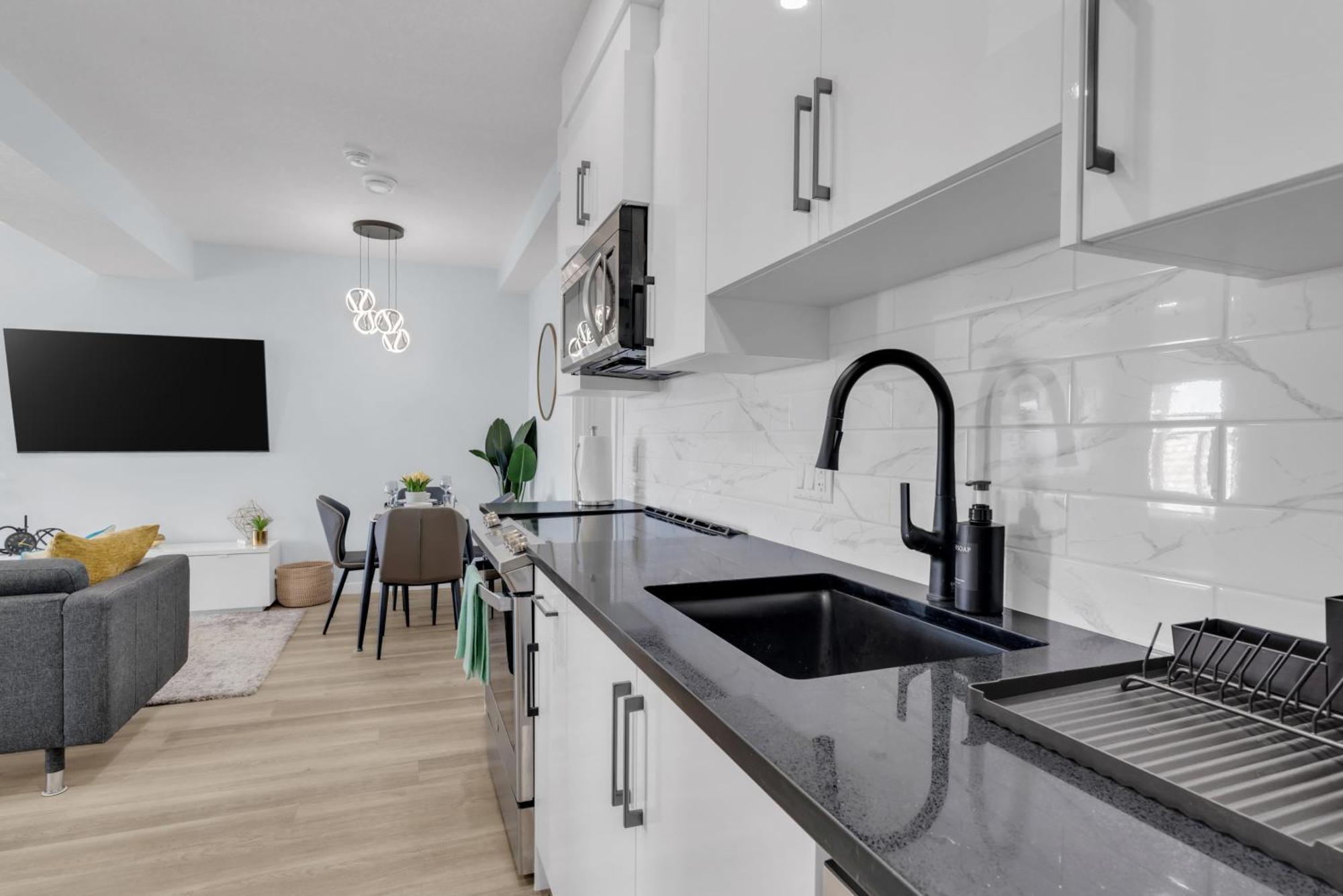 You Will Love This 2Br Guest Suite In Se YYC Kültér fotó