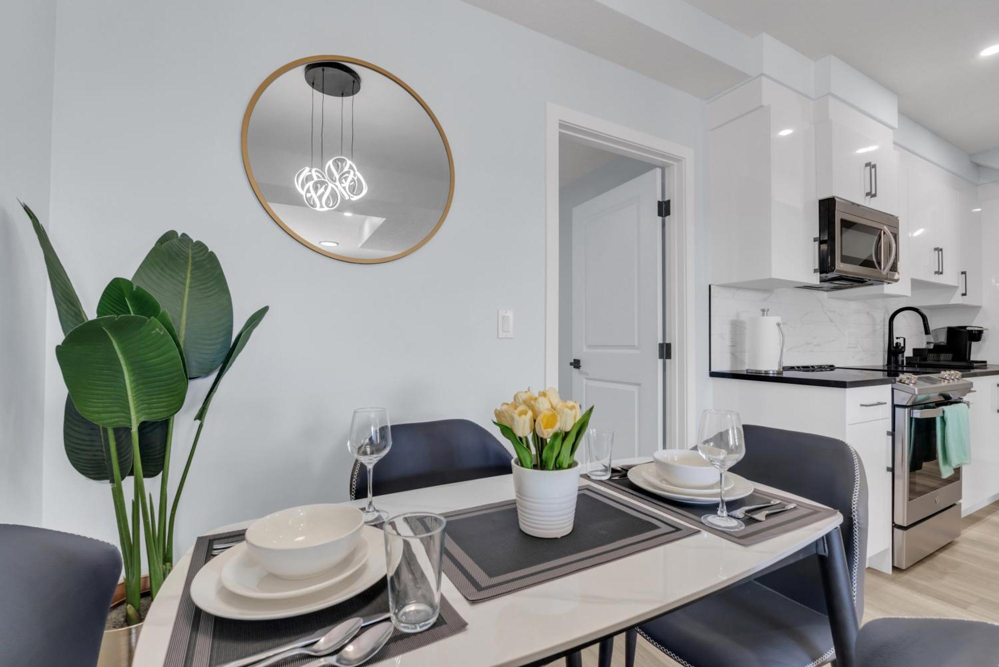 You Will Love This 2Br Guest Suite In Se YYC Kültér fotó